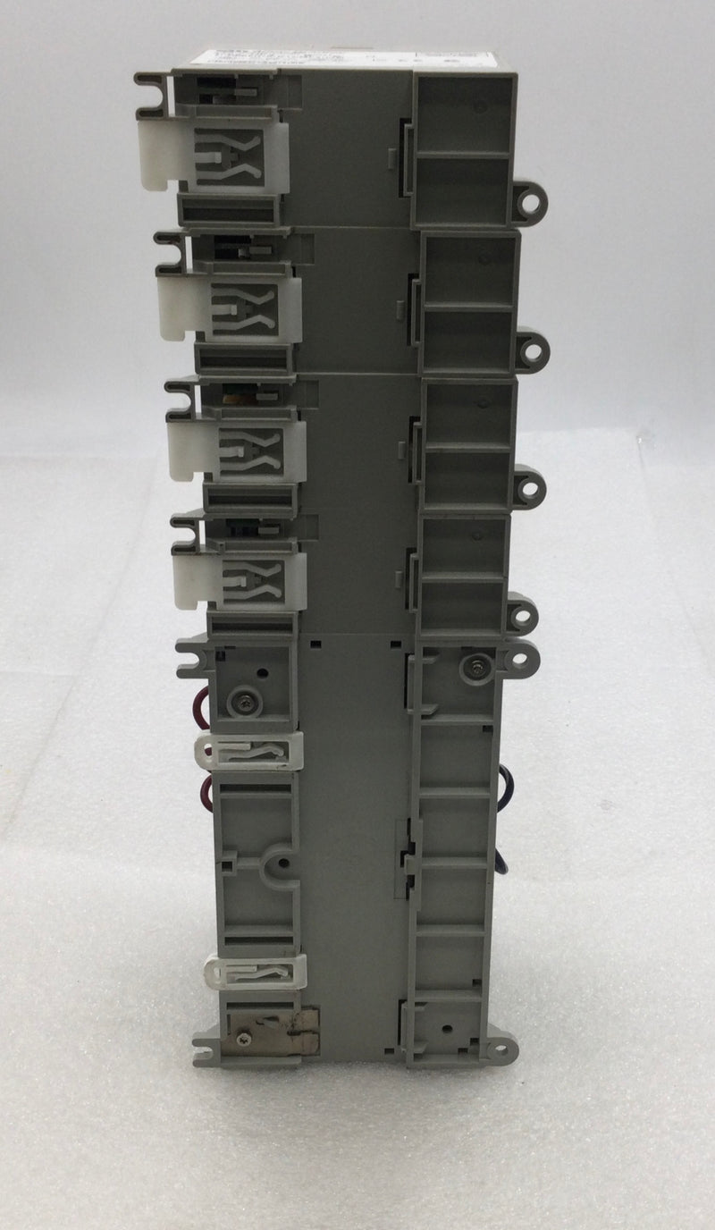 Allen-Bradley 1763-L40BWAR 240V Point-Controller