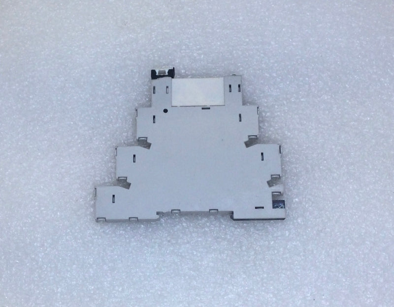 Allen-Bradley 700-HLT1U 6 Amp 250V Interposing/Isolation Relay