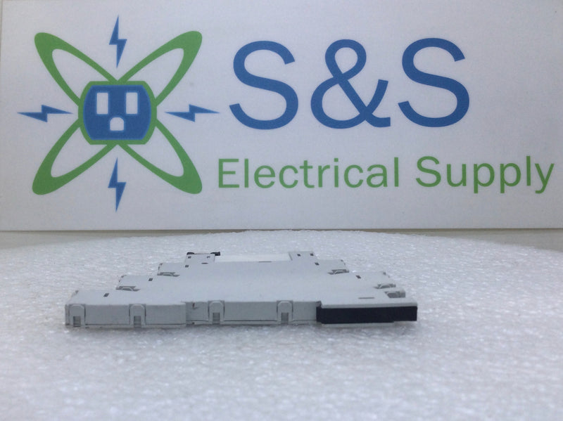 Allen-Bradley 700-HLT1U 6 Amp 250V Interposing/Isolation Relay