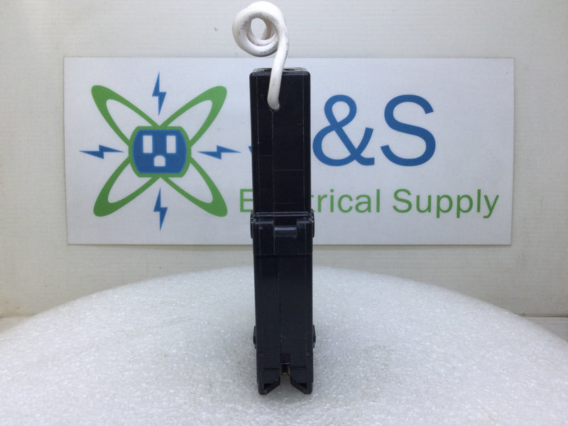 Square D HOM115CAFI 15 Amp 1 Pole 120V Plug On Type HOM CAFI Circuit Breaker