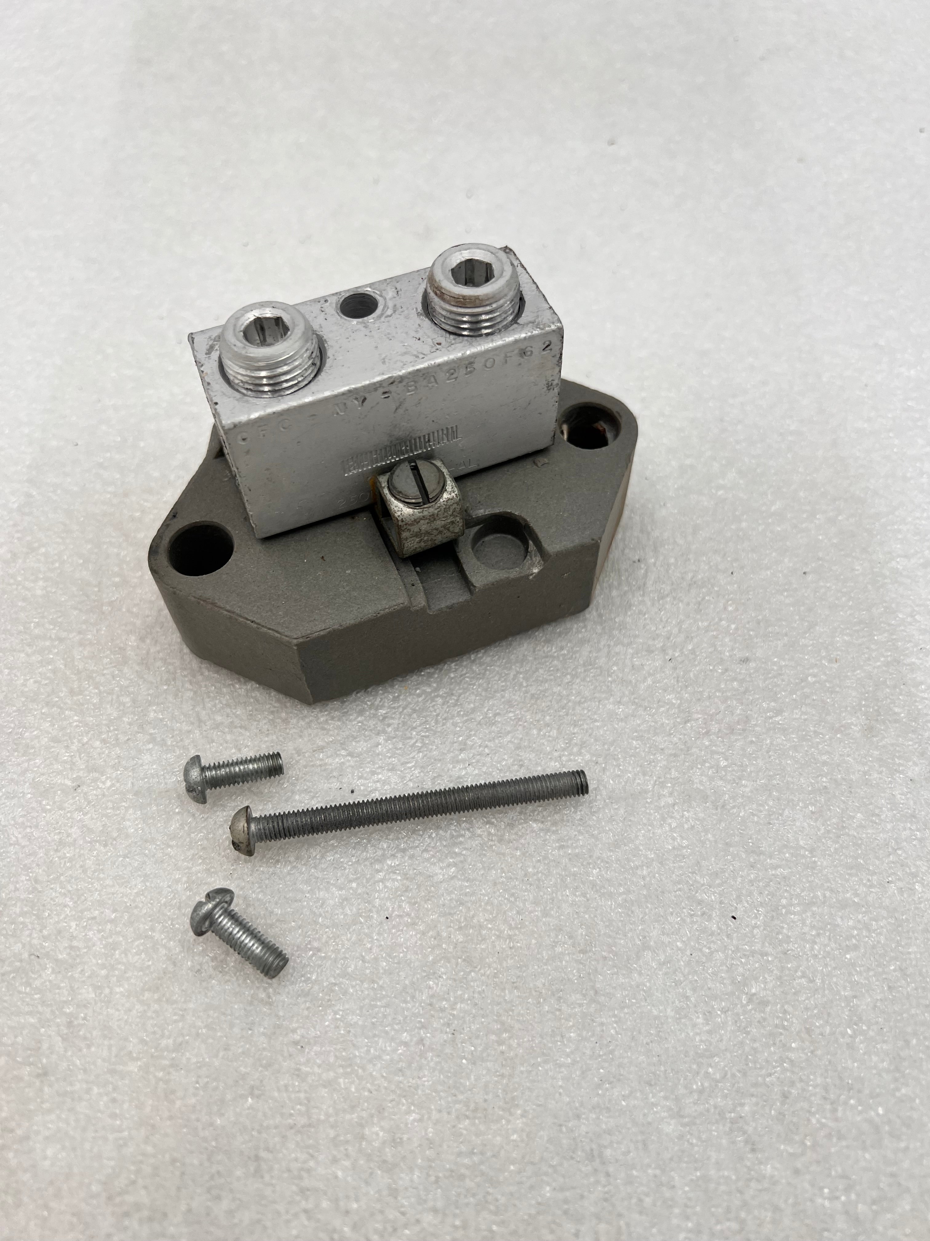 FPE RH10200 Isolated Neutral/Grounding Block