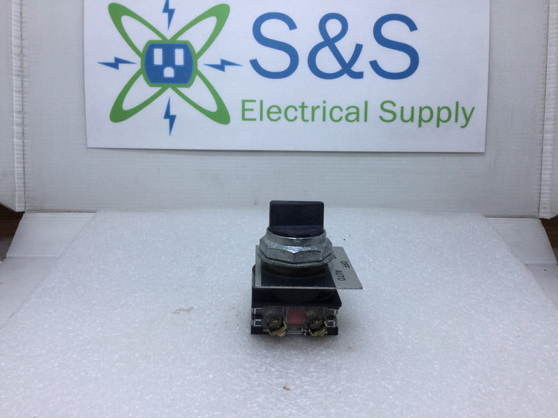 General Electric CR104P 3-Position Black Selector Switch