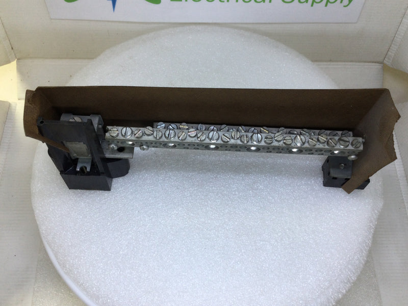 Crouse Hinds 42 Position Double Stacked Neutral/Isolated Grounding Bar