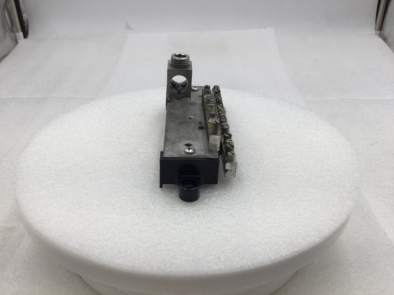 Square D 25 Position Isolated Neutral/Ground Bar with 300 MCM Neutral Lug