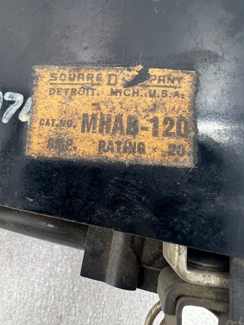 Square D MHAB-120 20 Amp 2 Pole 240V Circuit Breaker w/Feet