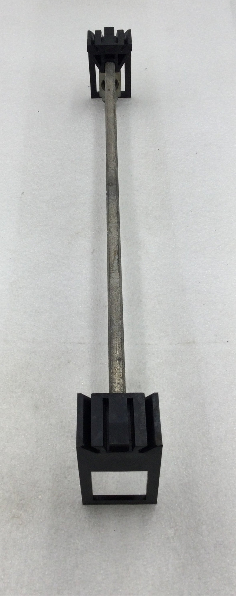 ITE 43 Position 4-14 AWG Neutral Grounding Bar 16 3/4" x 1 3/4"