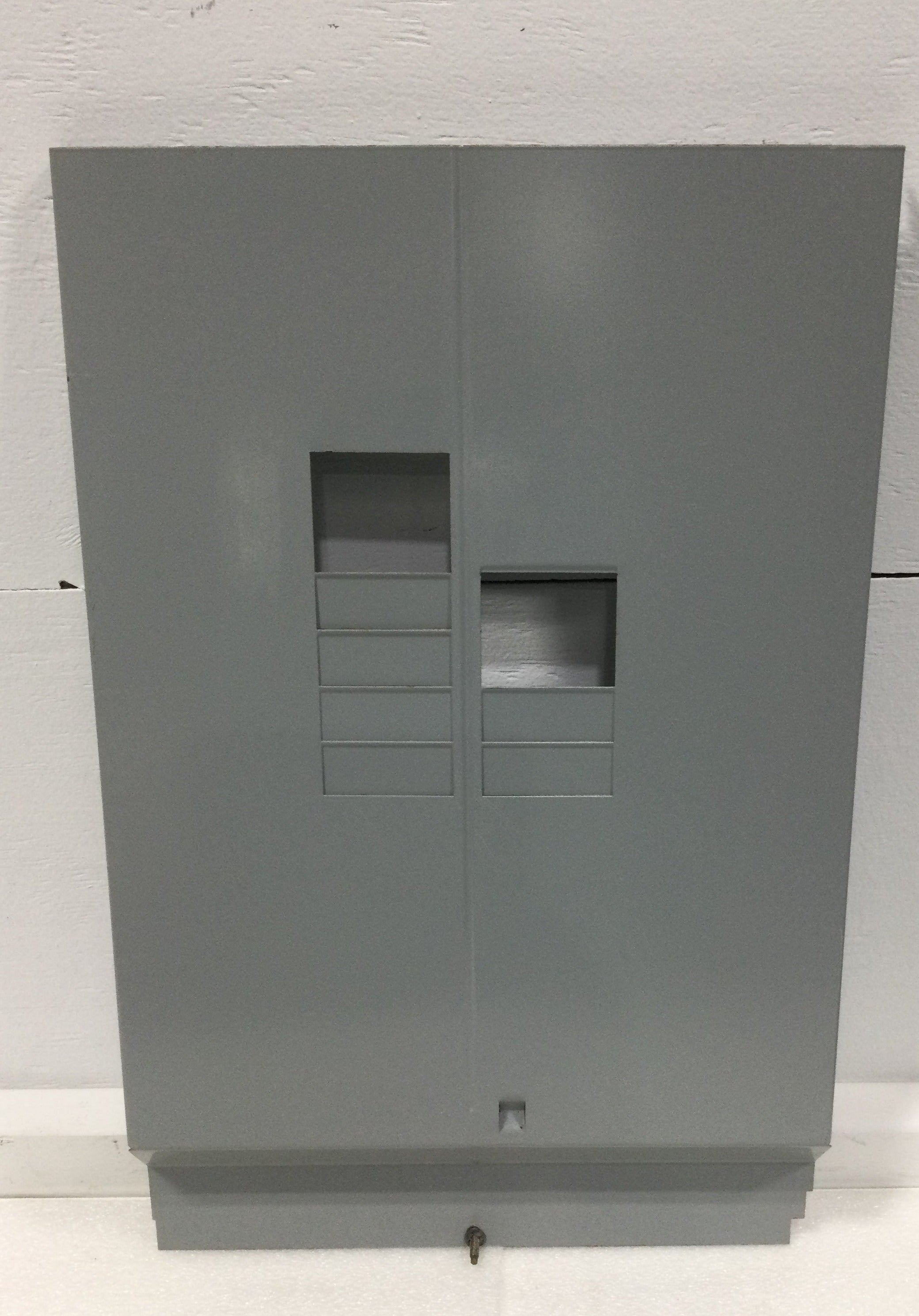 Siemens MCO816B1200TH Dead Front Only with Main 8 Space 20 3/4