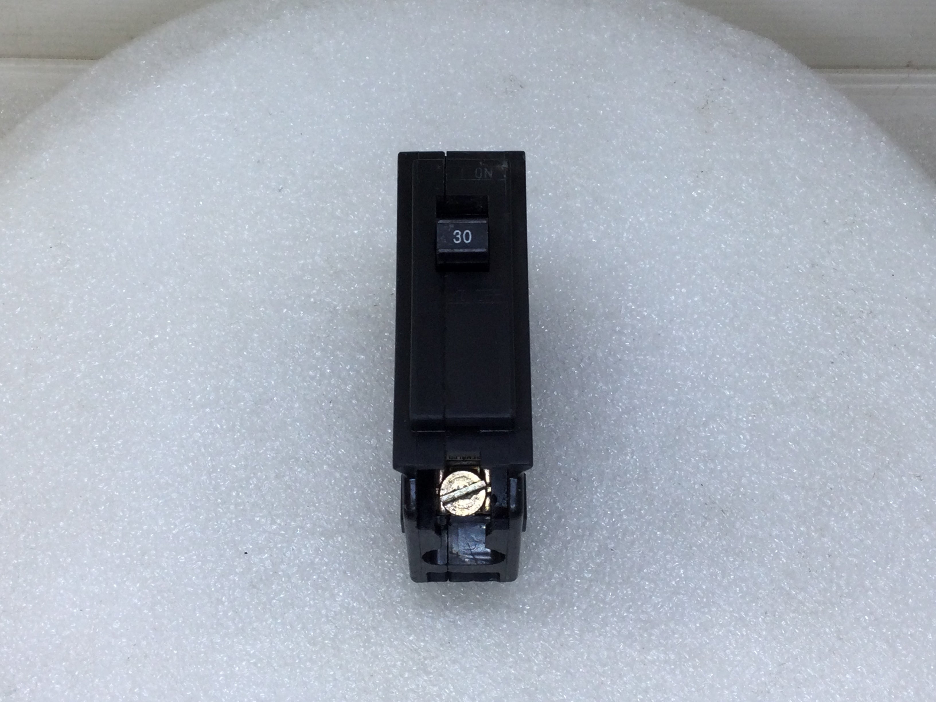 Hom130 Square D HOM130 30 Amp 1 Pole 120/240V Type HOM Circuit Breaker - Blac