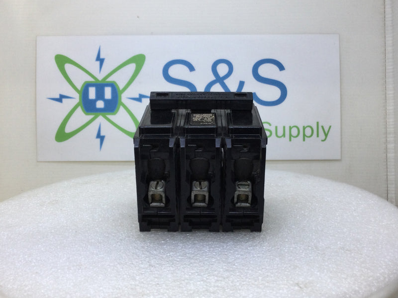 Challenger CBB3040H 40 Amp 3 Pole 240V Bolt-On Circuit Breaker