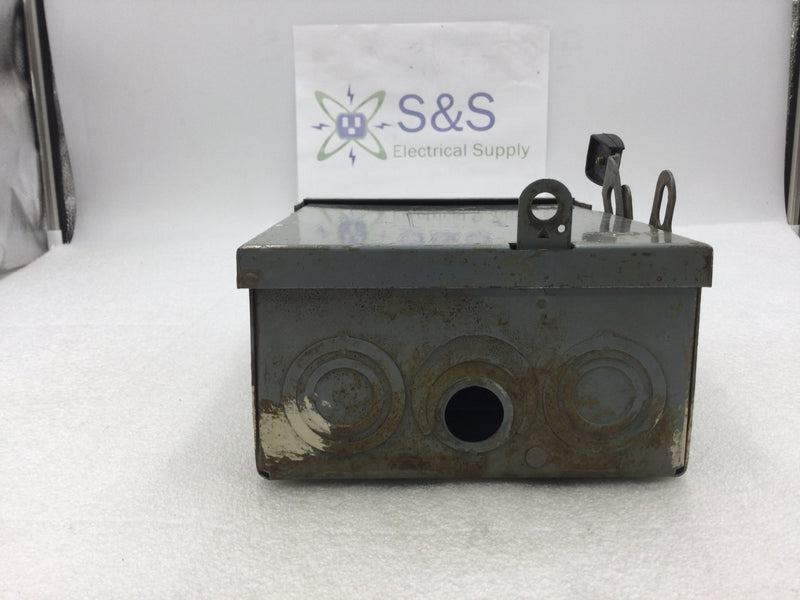 Square D D321NRB Outdoor 30 Amp 240 VAC 3 Pole Fusible Safety Switch Nema 3R Enclosure 6.5" X 9"