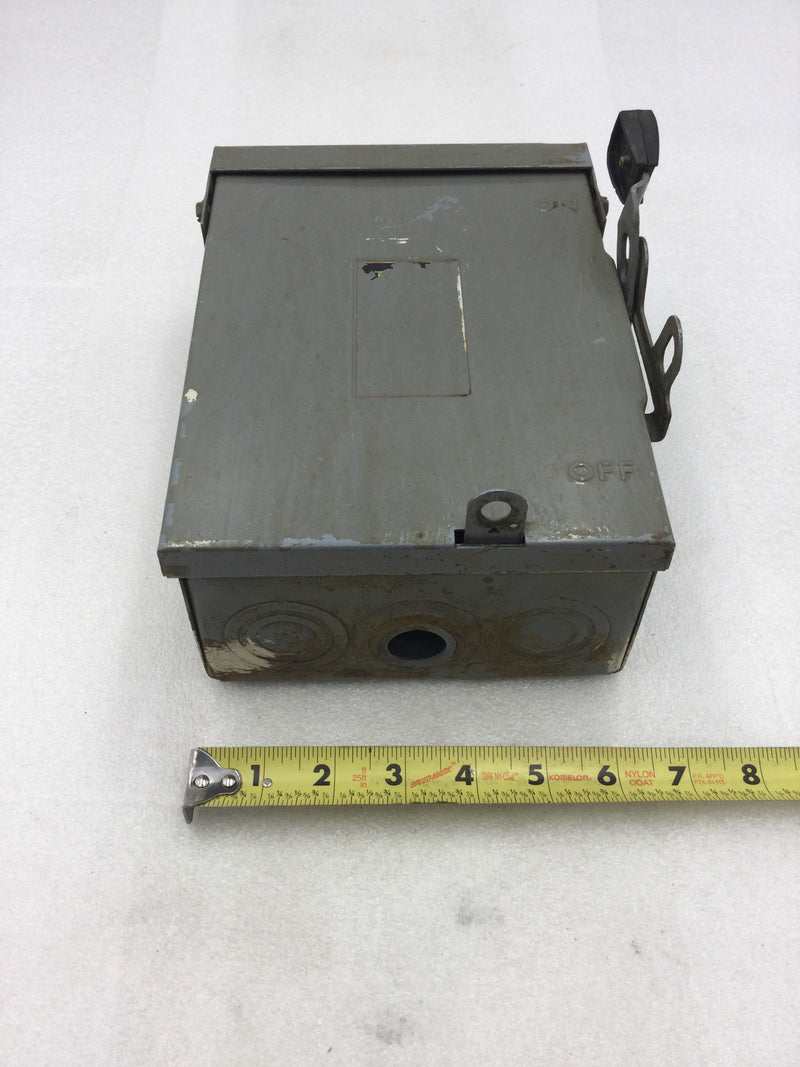 Square D D321NRB Outdoor 30 Amp 240 VAC 3 Pole Fusible Safety Switch Nema 3R Enclosure 6.5" X 9"