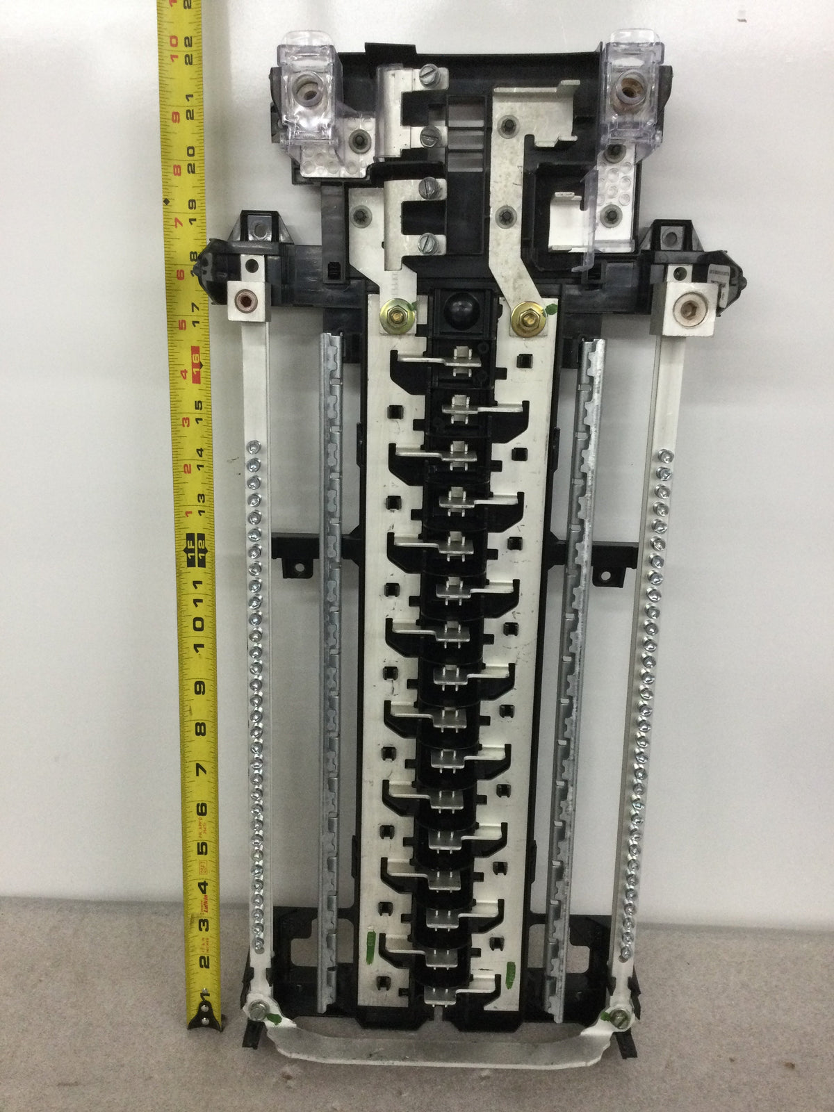 GE General Electric TM3220R64K 200 Amp 32 Space 64 Circuit Main Breake