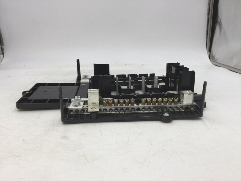 Eaton/Cutler-Hammer BRP08B200RF 200A 120/240VAC Single Phase 4 Space/8 Circuit MB Type BR (New/Guts Only)