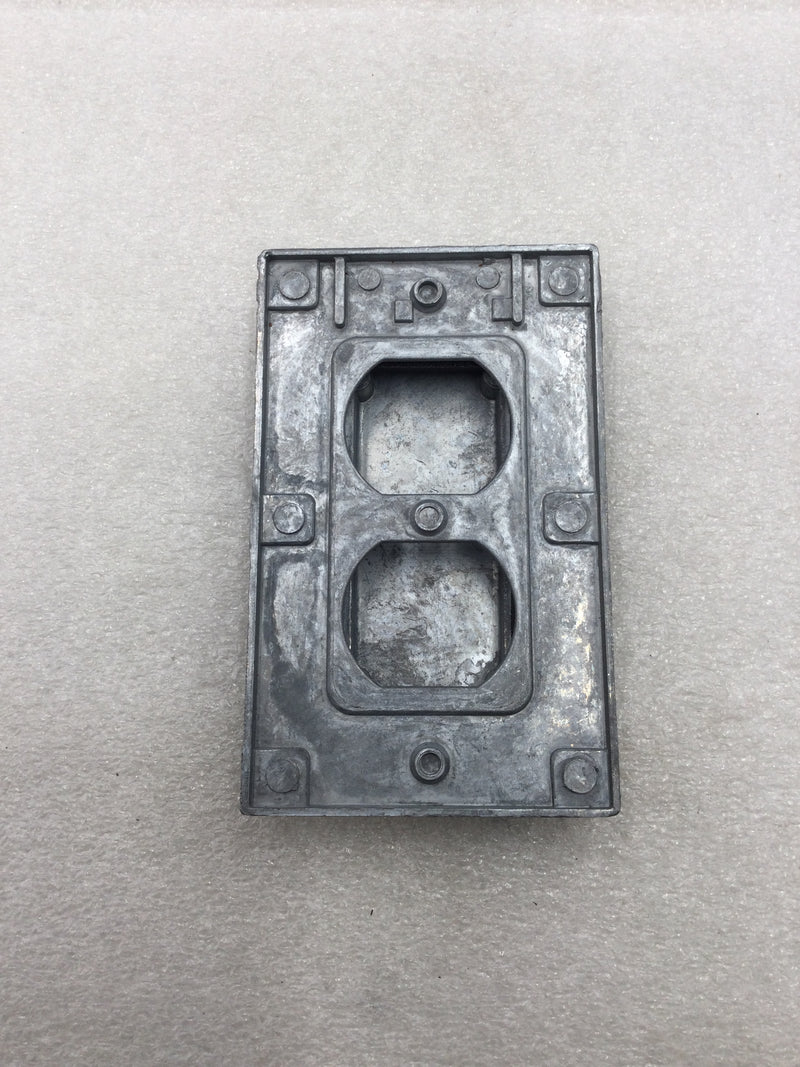 Leviton 4926 Vertical Mount Duplex Receptacle Cover for Wet Locations in Gray