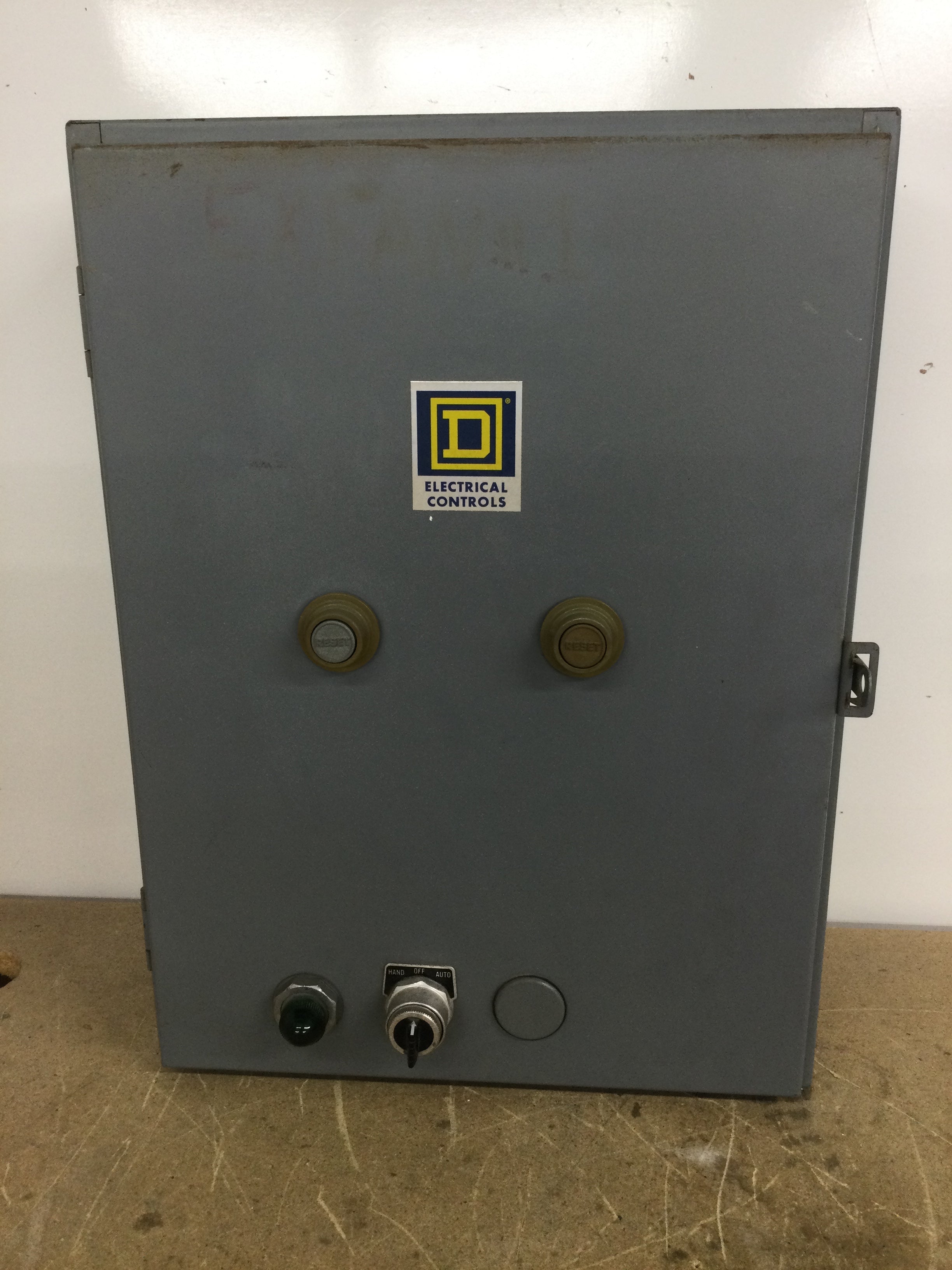 Square D 8810-SBG2-CFT Contactor Can Only w/ KA-1 Contact Block and KM