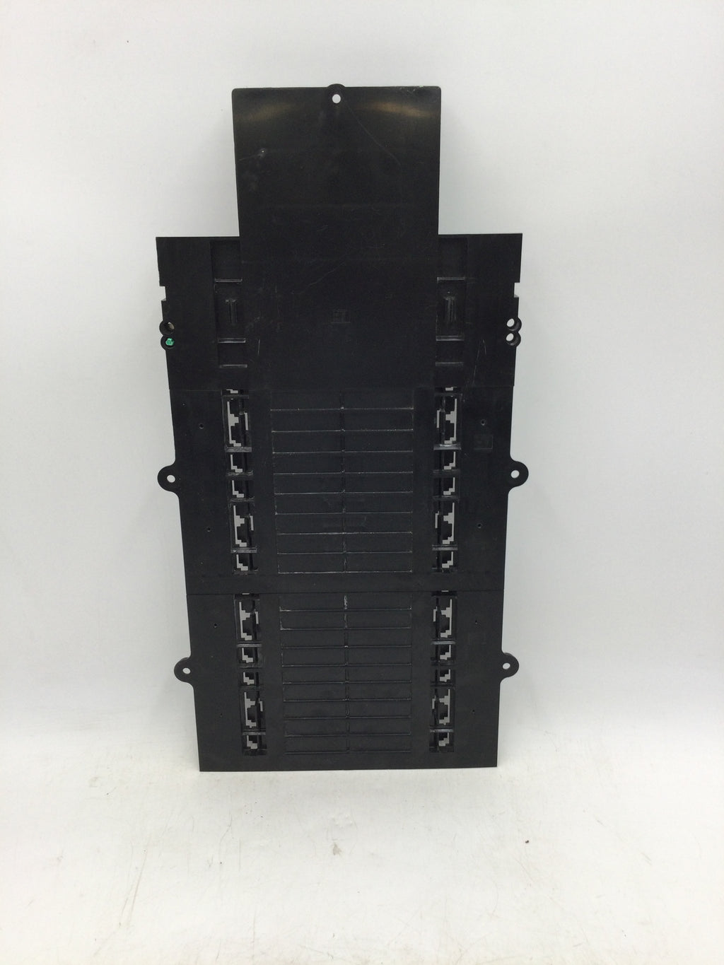 Eaton 16 Space 32 Circuit 200 Amp MLO Panel Guts Only 9" x 19"