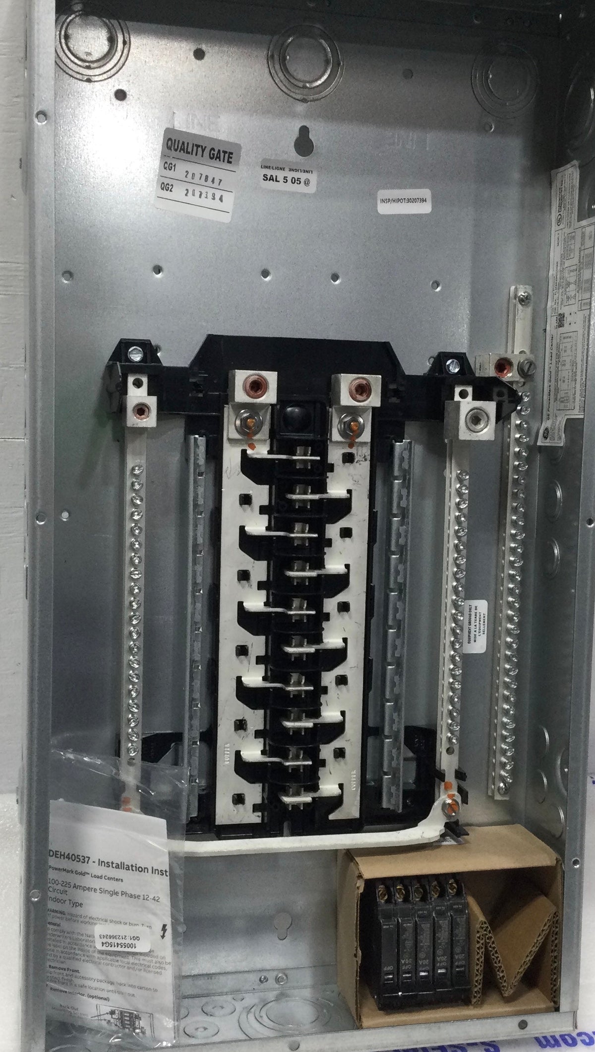 GE TLM2020CCUGK 200 Amp 20 Space 240V Main Lug Load Center Value Pak