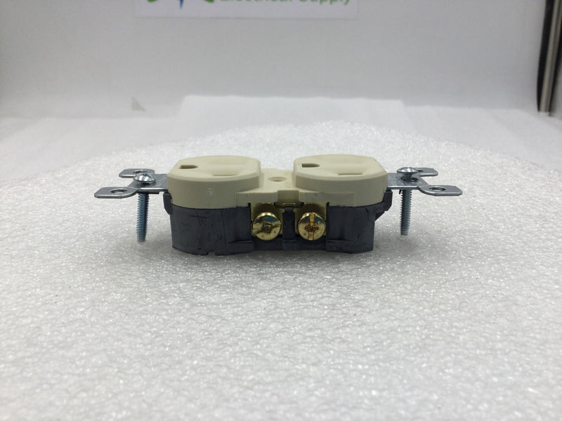 Leviton 5320-ICP 15 Amp Duplex Outlet/Receptacle - Box of 10