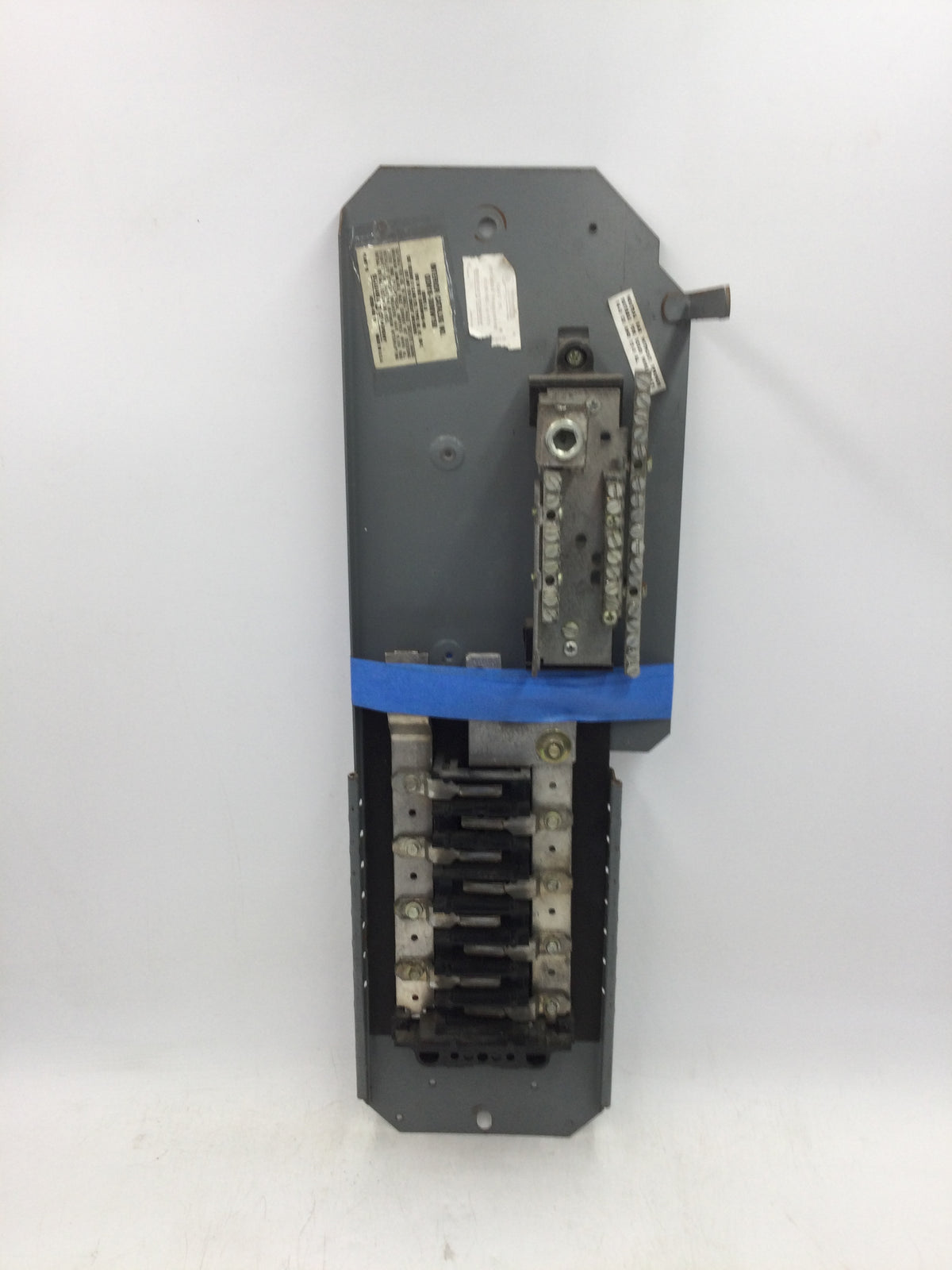 Square D QON16-30MW150 150 Amp 8 Space 16 Circuit Guts Only