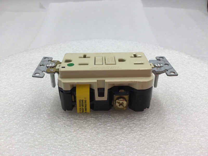 Leviton GFNT2-HGI 20 Amp 125V Smartlockpro GFCI Wallplate/Receptacle