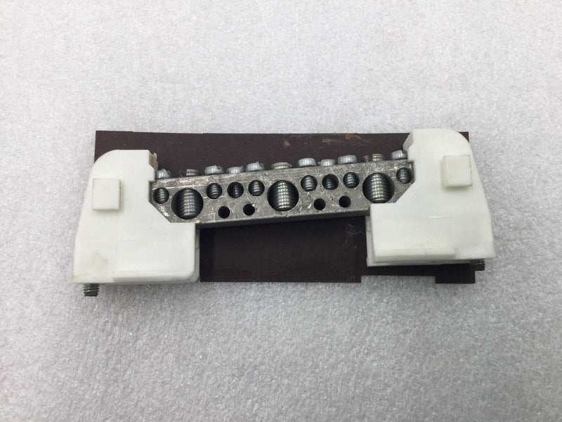 Crouse-Hinds LC006 11 Position 6-14 AWG Neutral/Grounding Bar 5" x 5/8"