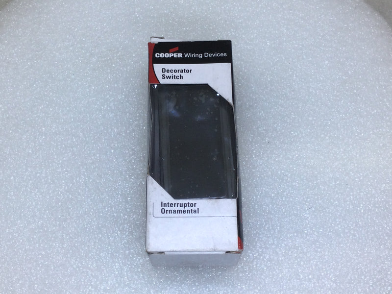 Cooper 7501BK-BOX 15 Amp Single Pole 120/277V Switch w/ Ground - Black