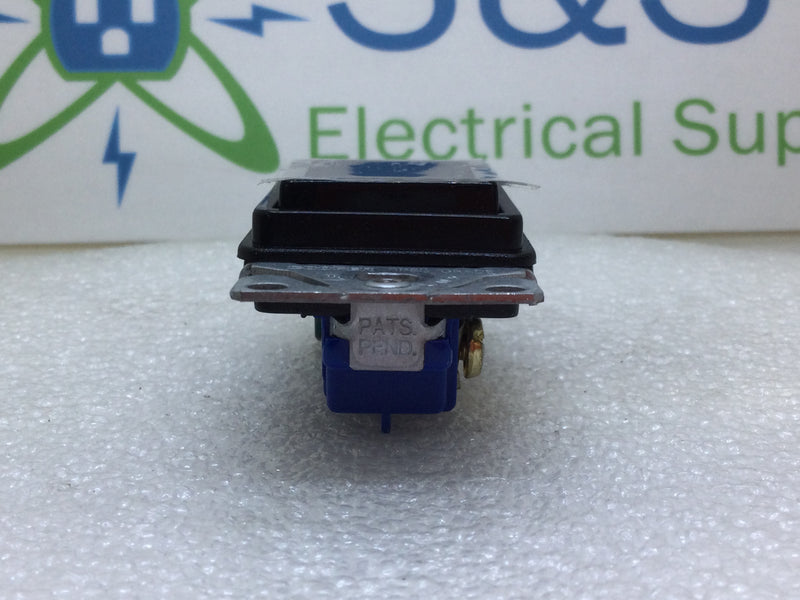 Cooper 7501BK-BOX 15 Amp Single Pole 120/277V Switch w/ Ground - Black