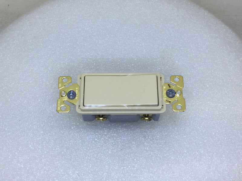 Cooper 7621V-BOX 20 Amp 120/277V Single Pole Switch w/ Ground