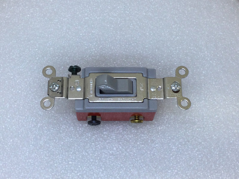 Hubbell HBL1223GY 20 Amp 120/277V 3 Way Switch - Gray