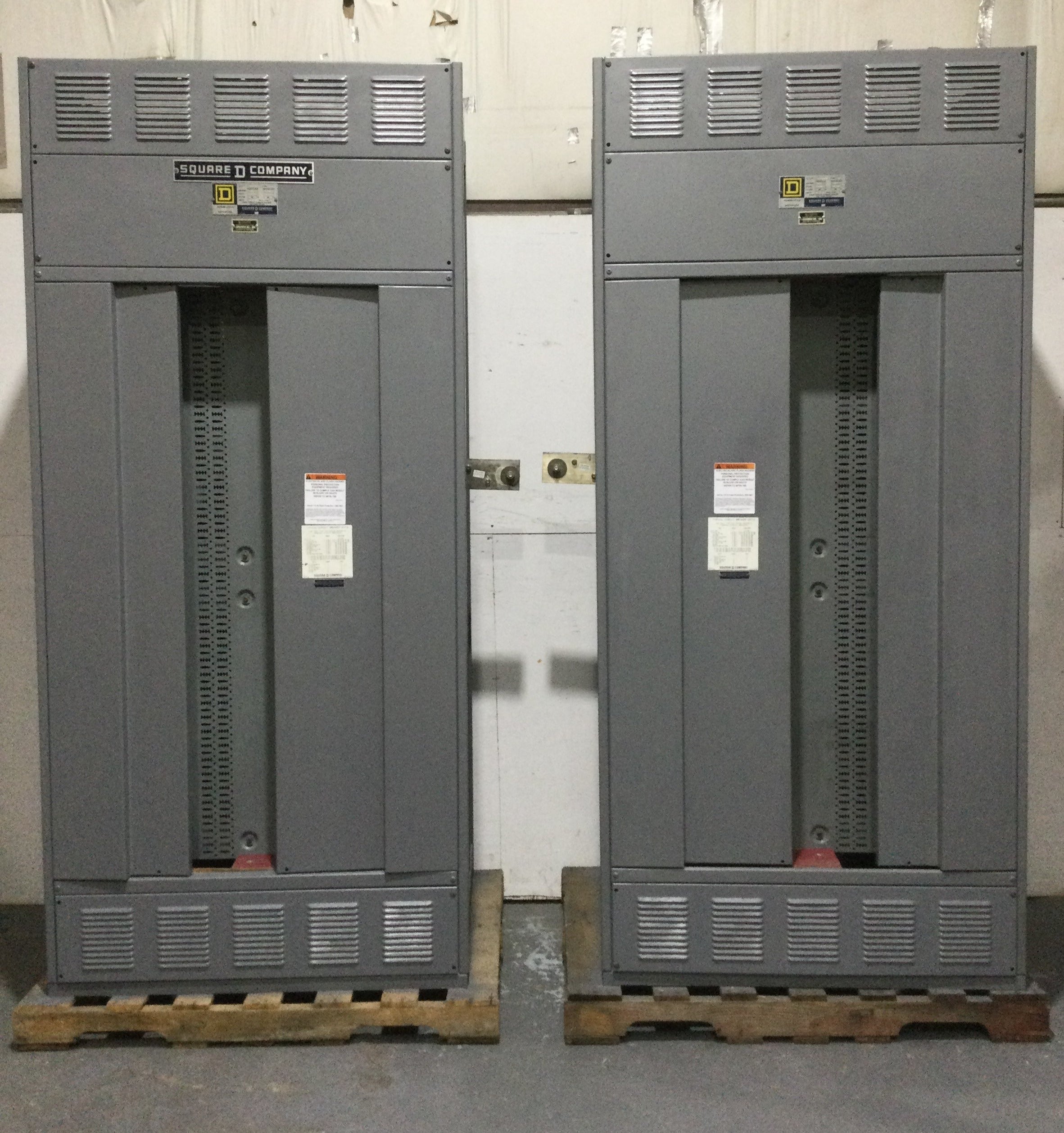 Square D 42-04398-1 2000 Amp MLO 277/480V 3 Phase 4 Wire I-line Switch