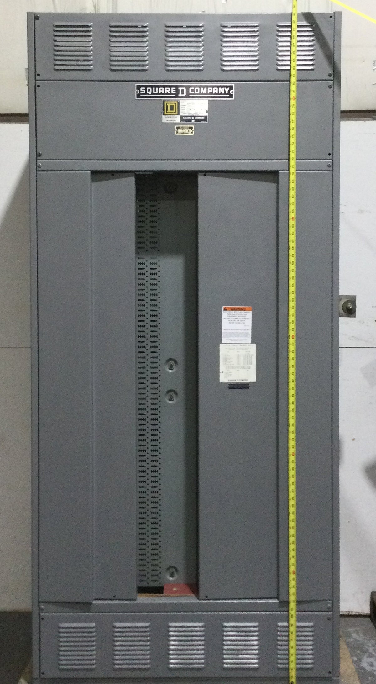 OUTLET商品♠ BASSOLS 4点セット　STANLEY　グレー系　D Square D 42-04398-1 2000 Amp 3PH 4W 277/480V MLO I-line Switchboard