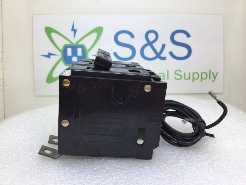 Cutler Hammer BAB2040S 40 Amp 2 Pole 120/240V Bolt on Breaker w/ Shunt - FLAWED