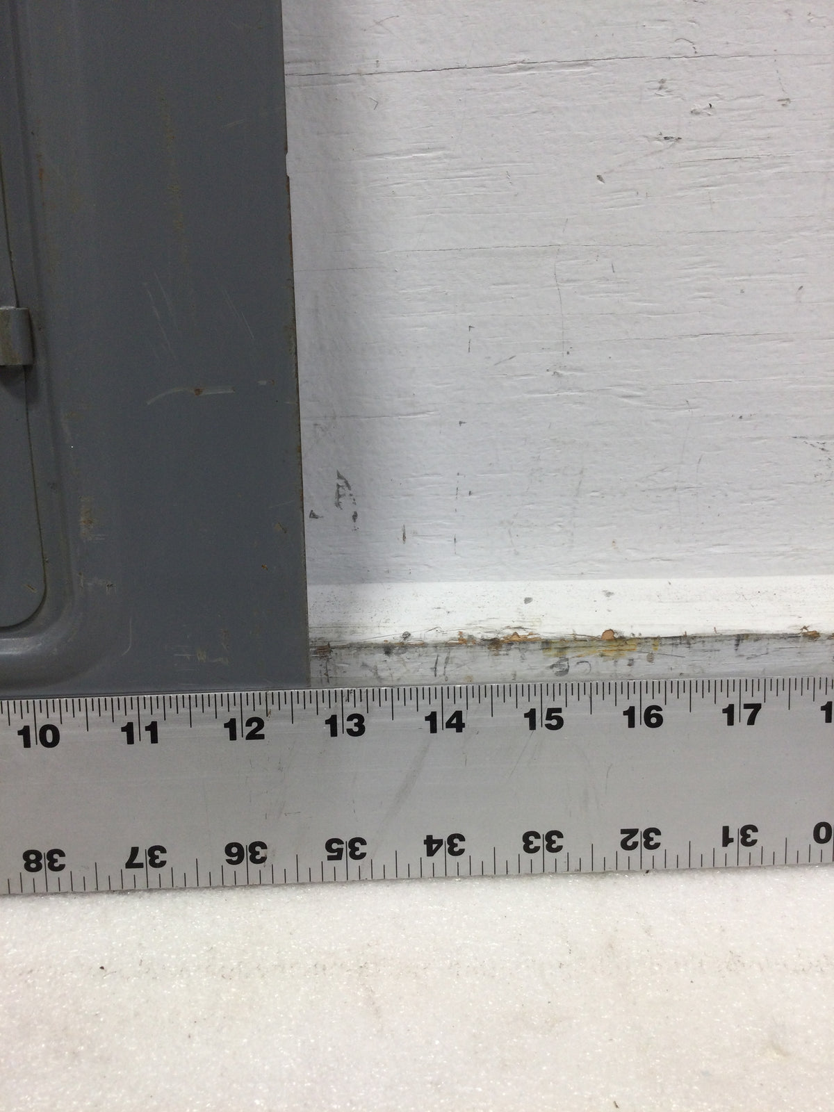 Square D QOC20 125 Amp 20 Space 120/240V Cover/Door Only 18 1/2