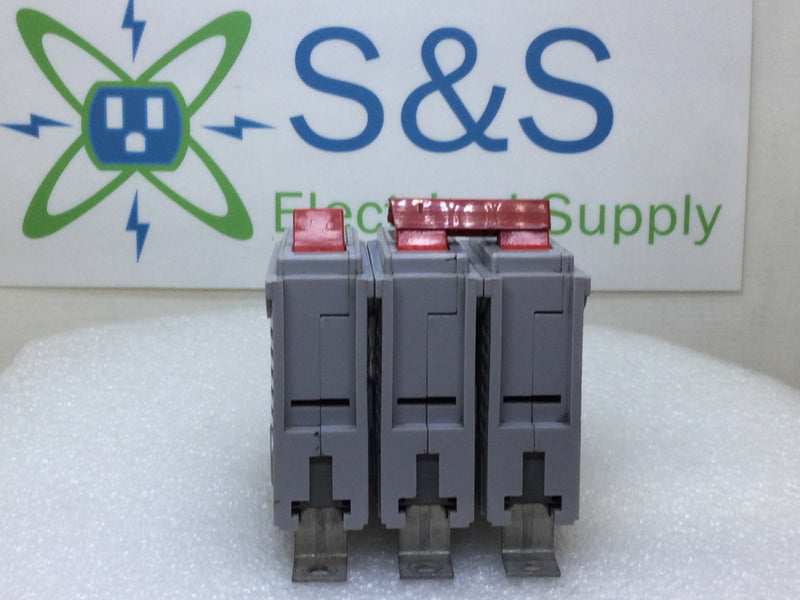 Challenger HBQ3030 30 Amp 3 Pole 240V Bolt on Circuit Breaker HBQ3D030 - Flaw