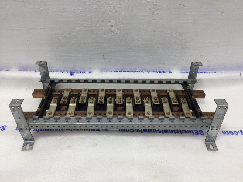 Eaton Pow-R-Line PR1LA 200 Amp 30 Space 120/240 VAC Load Center Guts Only 8"X20"