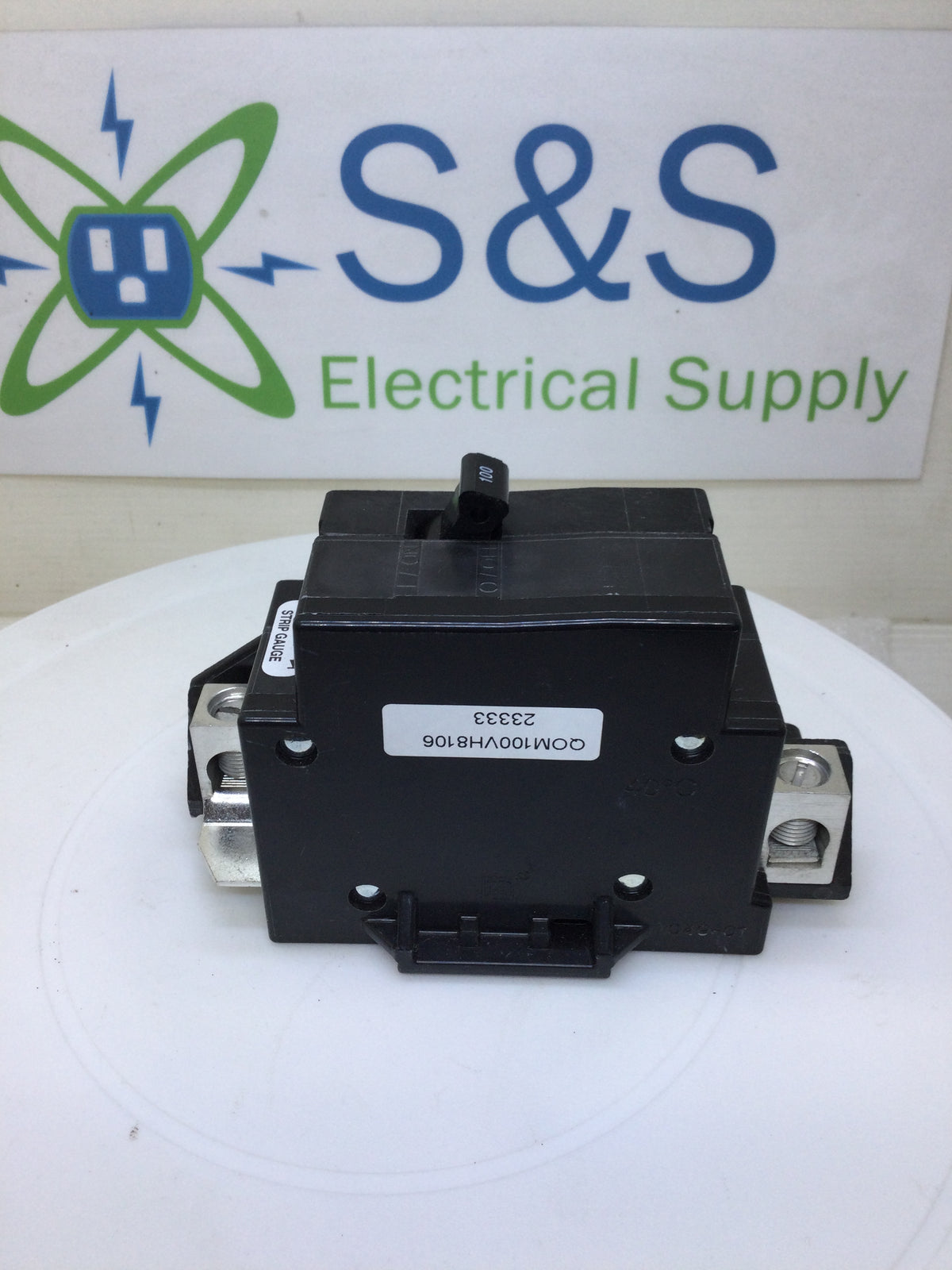 Square D QOM100VH 100 Amp 2 Pole 120/240V 22kA Type QOM1 Circuit Break