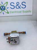 Emerson Liebert P-0070S Valve Solenoid 1/2 ODM x 1/20 DF Coil Type AMSV 24 Volts