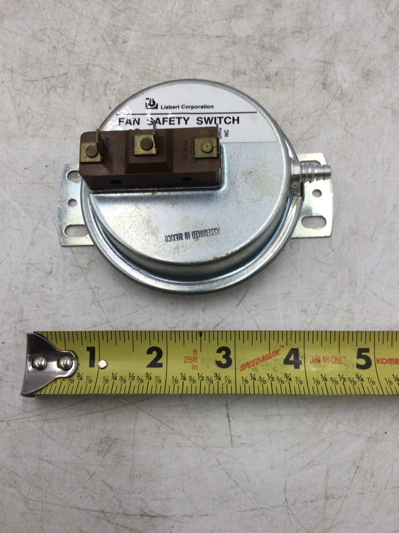 Liebert FP4022 Safety Fan Switch 15 Amp 120 to 277 VAC 60Hz
