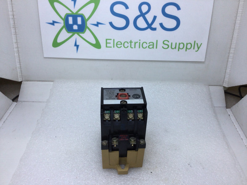 Allen-Bradley 700-P400A1 Series: B Bulletin 700 Type P Direct Drive AC Relay 12 Pole MAX 120-600V 10-20A