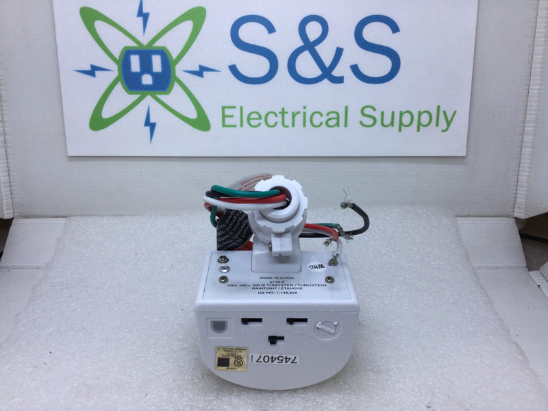 Defiant 745 407 Motion Sensor Replacement 300 Watt Max. 120V 60Hz 270 Degree Detection