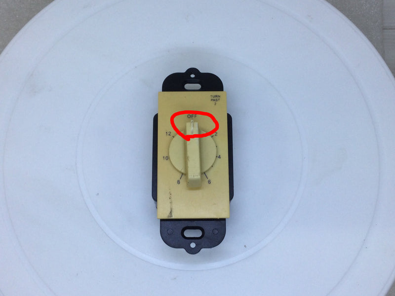 UND-Lab E13151 2-12 Clock Operated Switch