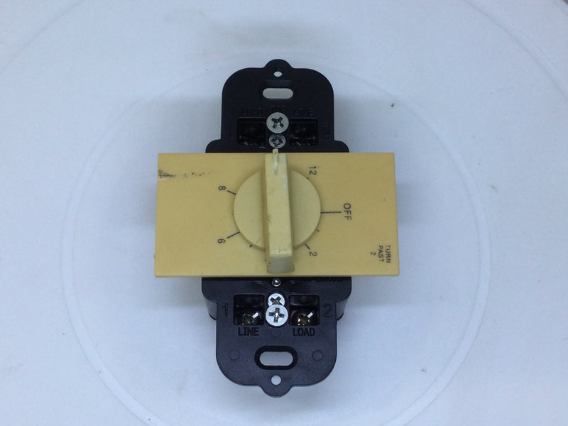 UND-Lab E13151 2-12 Clock Operated Switch