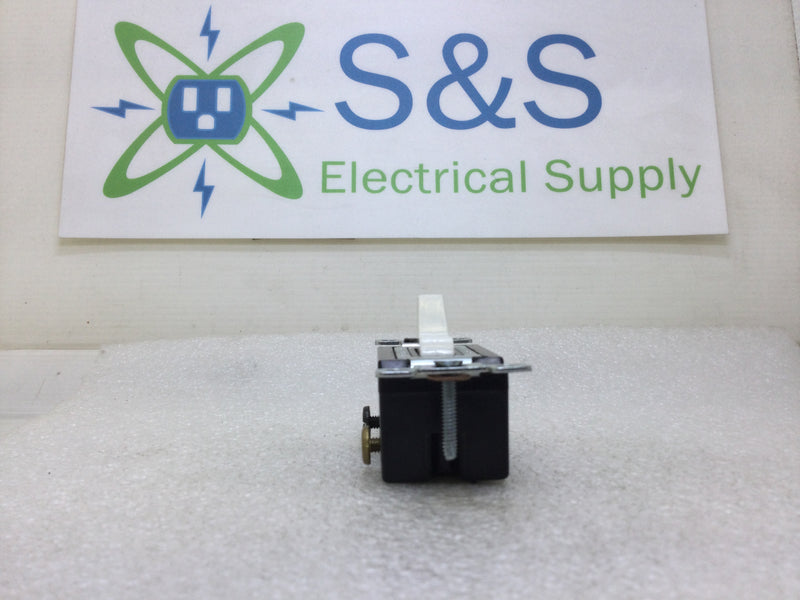 Bryant Electric White 3-Way Switch 15 Amp 120-277 VAC