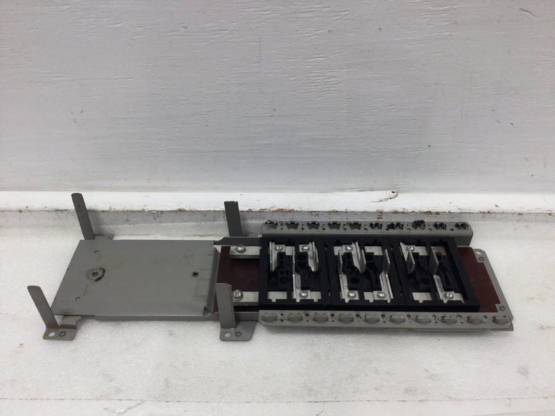 ITE 200 Amp 16 Space 120/240V Main Load Center Guts Only 6" X 19"