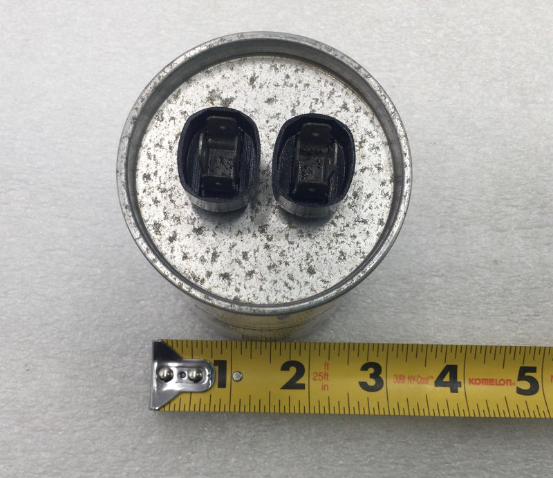 ServiceFirst D157245P45 C65R 70uF +/-10% 370V 50/60Hz Capacitor