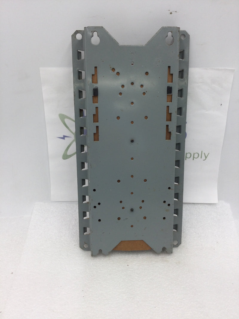 ITE/Gould EQC16 125 Amp 8 Space/24 Circuit 120/240V Load Center Guts 6" x 12.5"