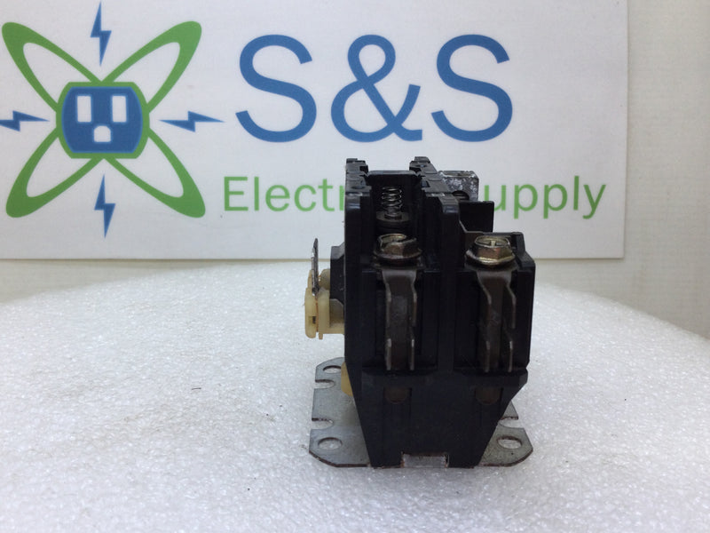 Tyco 3100 A 15Q1452L 35 Amp Max 1 Pole 240-600VAC Coil 24V 50/60HZ Contactor