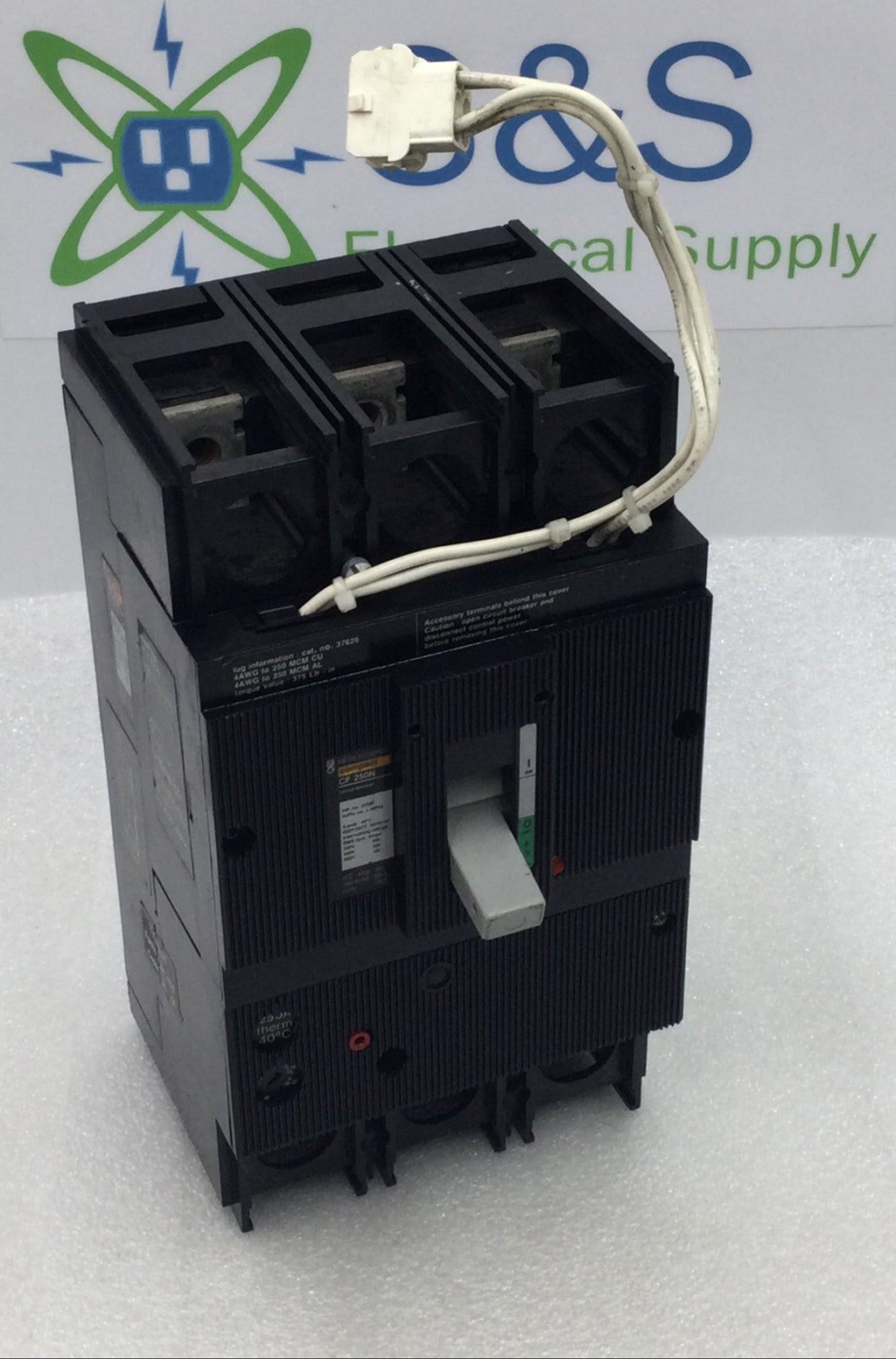 Merlin Amp Merlin Gerin CF250N 37026 250 Amp 3 Pole 600V Circuit Breaker w/Aux/Sh