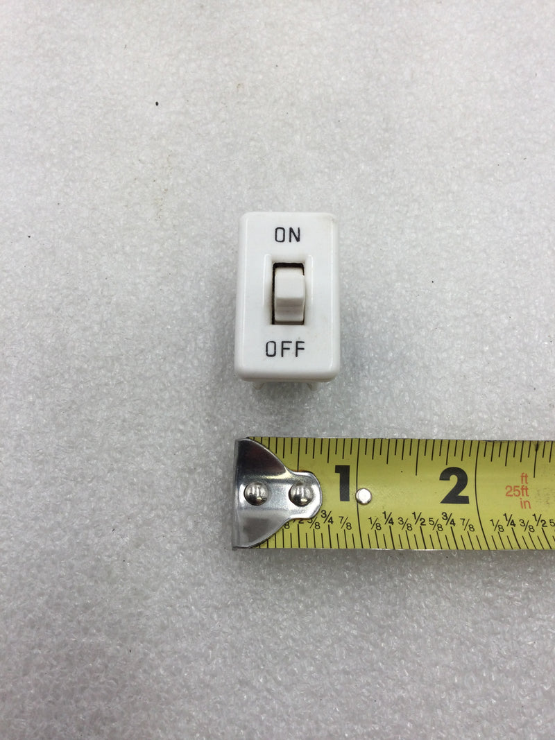 Lot of 9 Leviton Mini Toggle On/Off Switch 3/4 HP 125-250 VAC 10-20 Amp in White