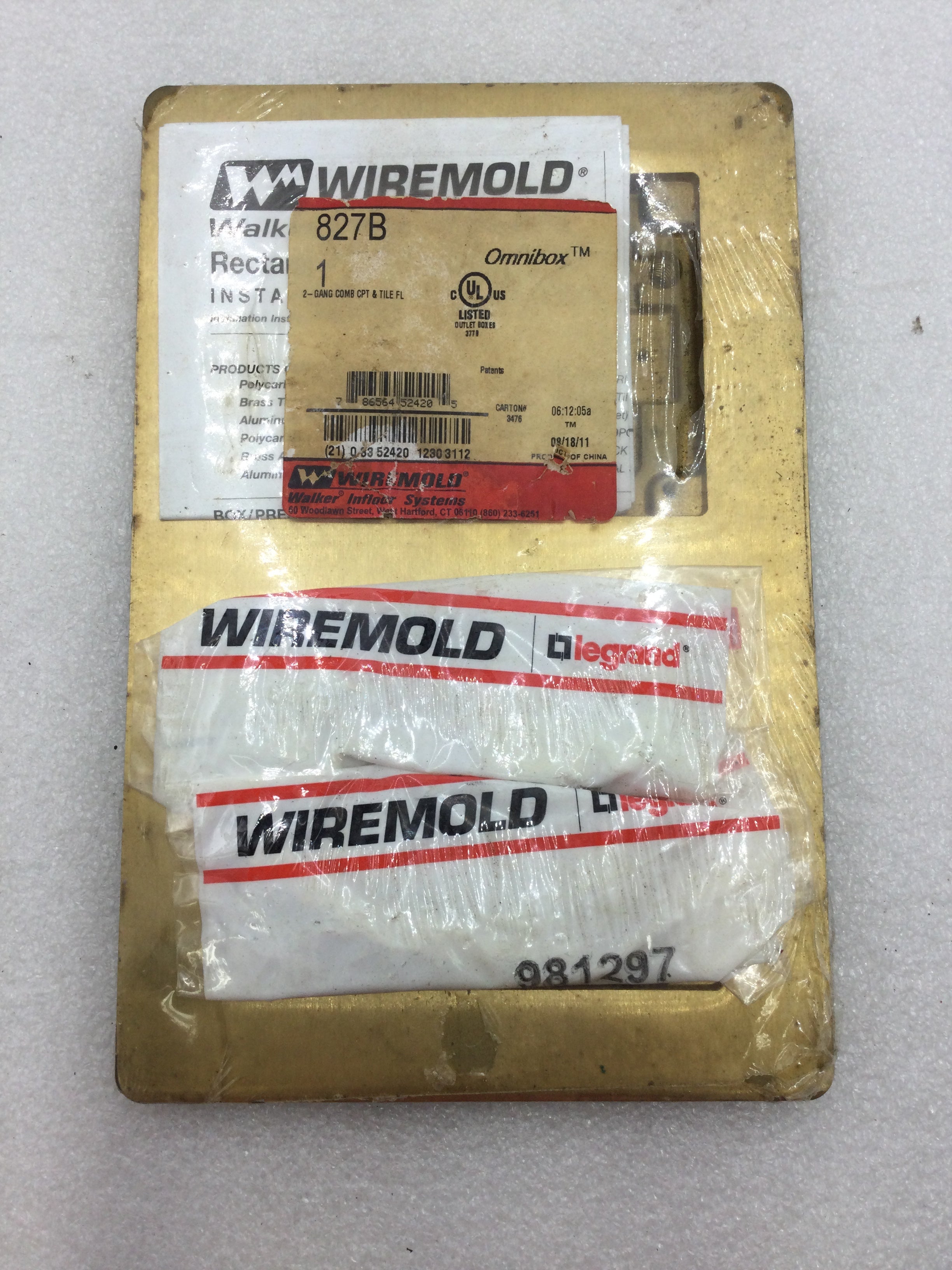 WIREMOLD 827B Scatola Da Pavimento Ottone 2 Bande – Con Flangia Per Tappeto/piastrelle, USA - Foto 1